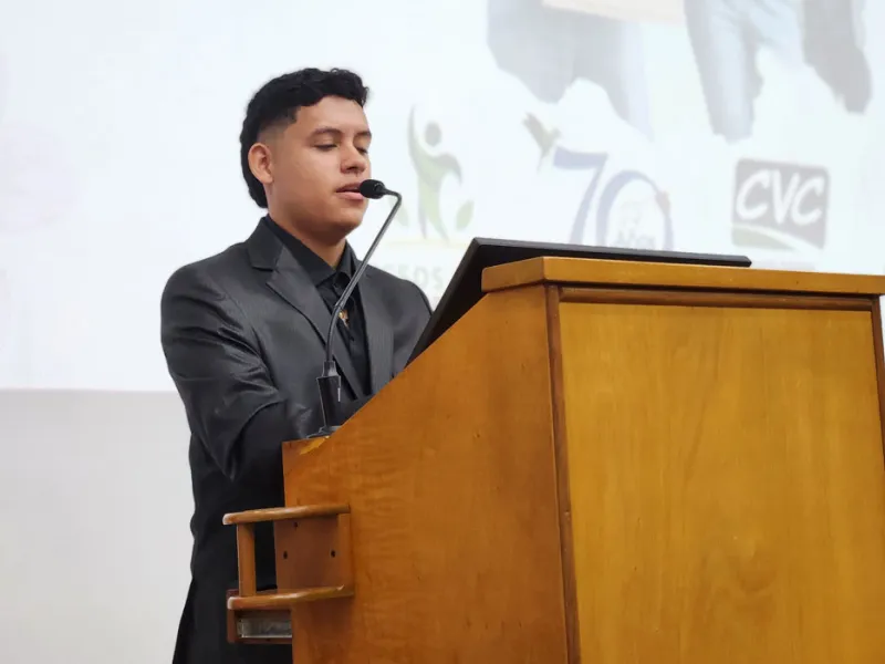 De auxiliar de policía a futuro biólogo: la inspiradora historia de José Alejandro Cardona, un verdadero Teso por el Ambiente