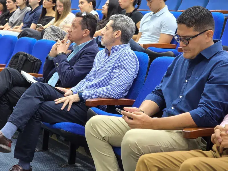 La colaboración, el nuevo motor de la logística moderna La colaboración, el nuevo motor de la logística moderna